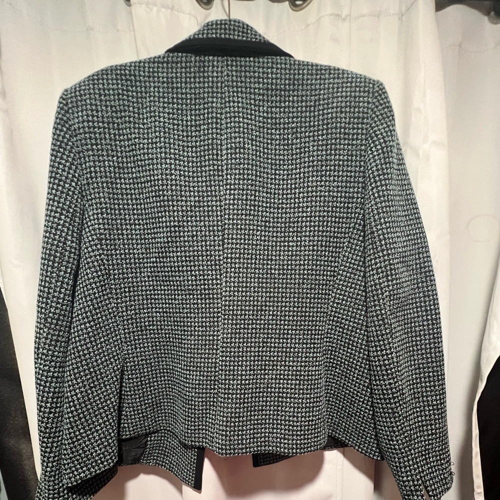 Evan Picone Monochrome Houndstooth Blazer - Picture 4 of 8